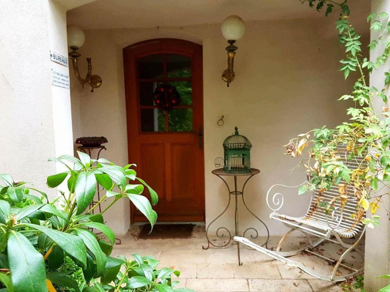 Le Val Clos, Appartement Dans Une Maison De Maitre 19E Tanlay Dış mekan fotoğraf